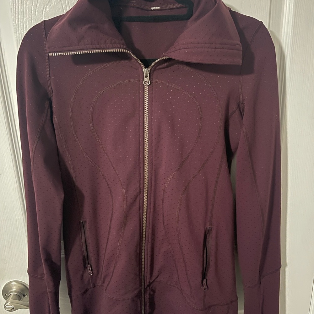 Lululemon Athletica Stride Jacket II
Bordeaux Drama